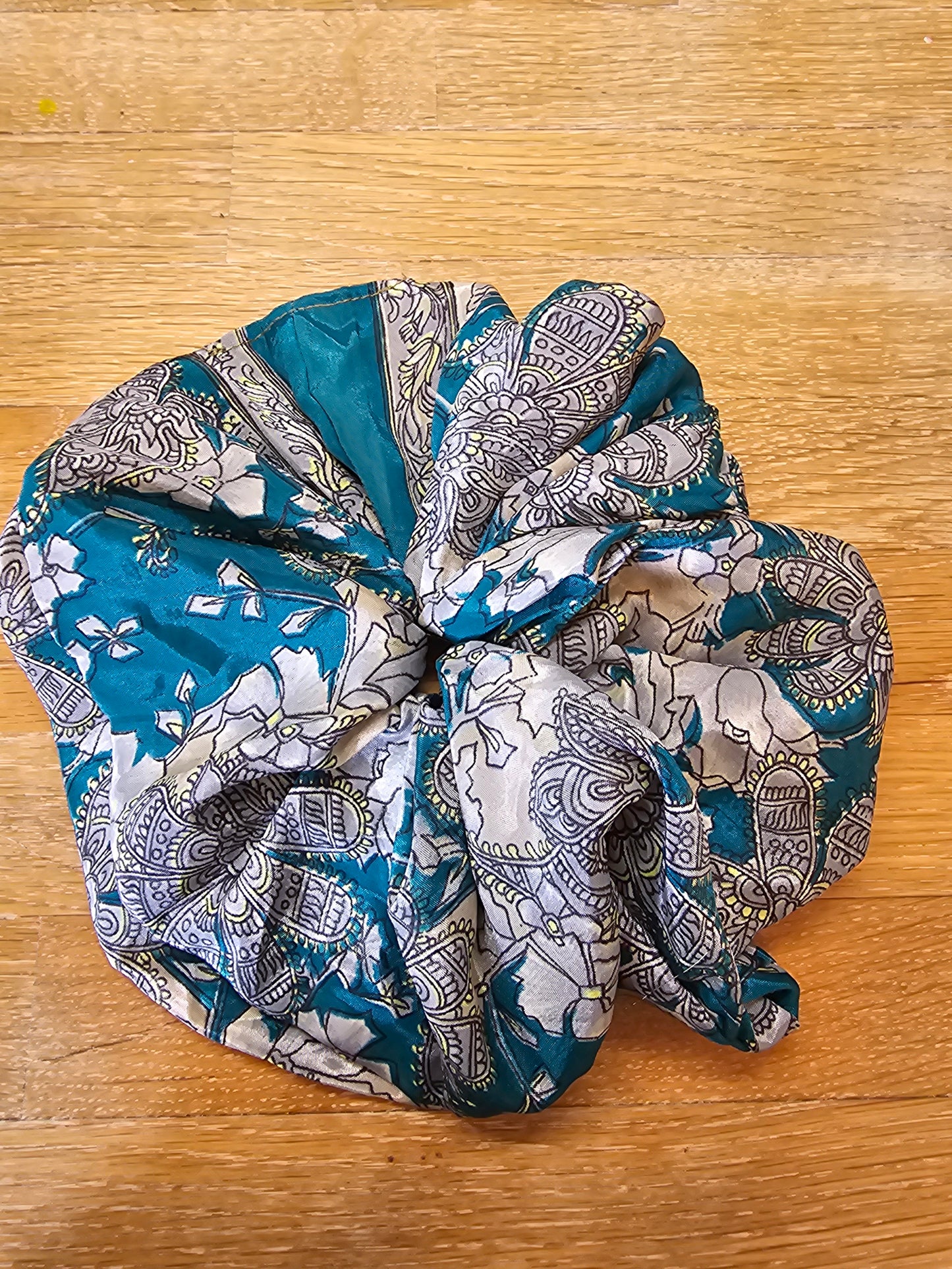 Scrunchies - Λαστιχάκια