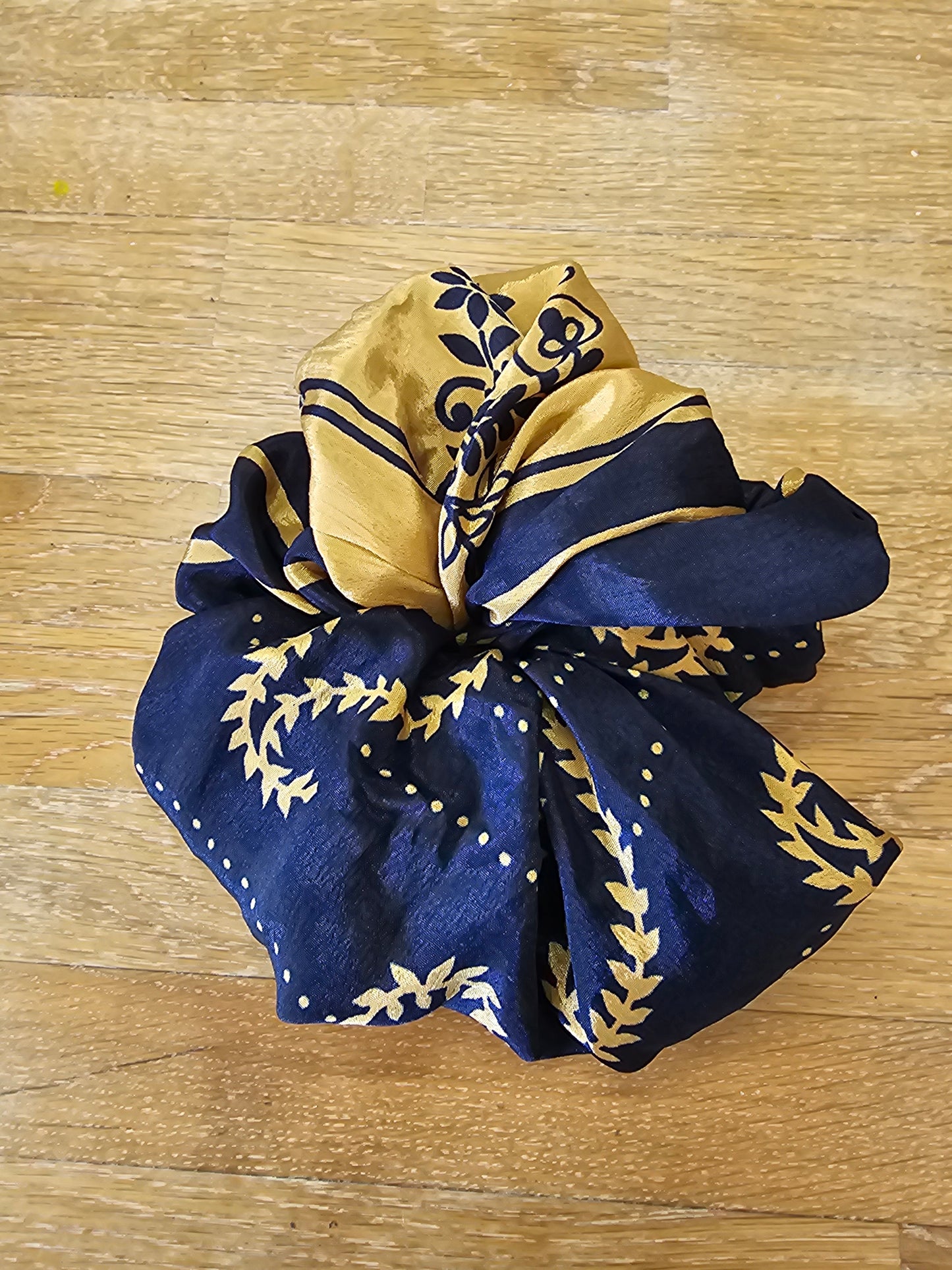 Scrunchies - Λαστιχάκια