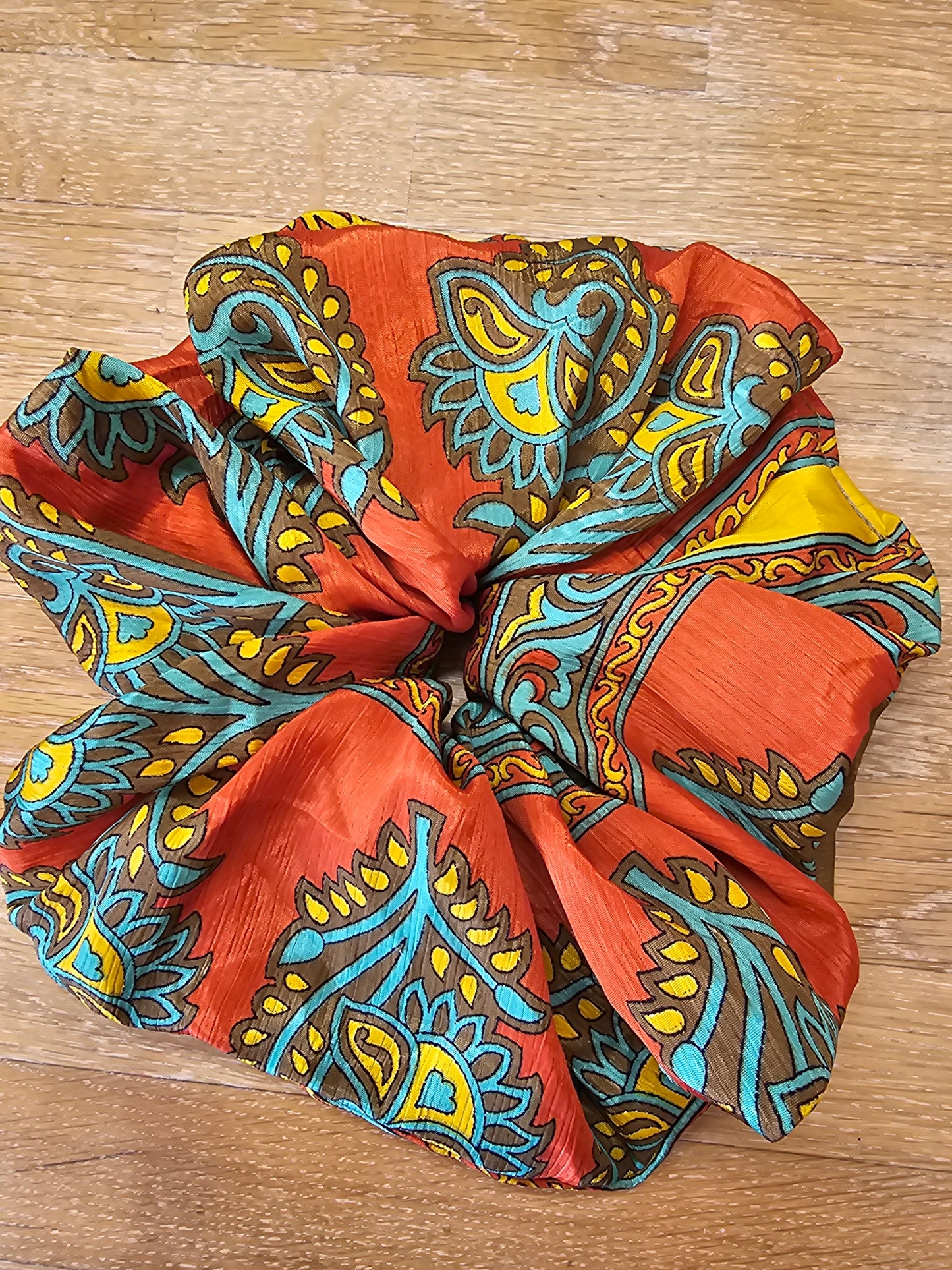 Scrunchies - Λαστιχάκια