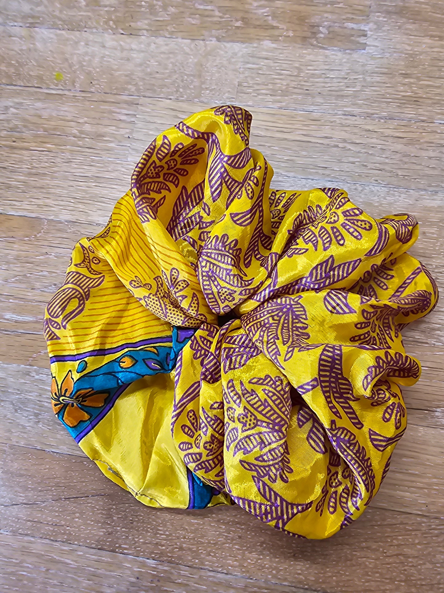 Scrunchies - Λαστιχάκια