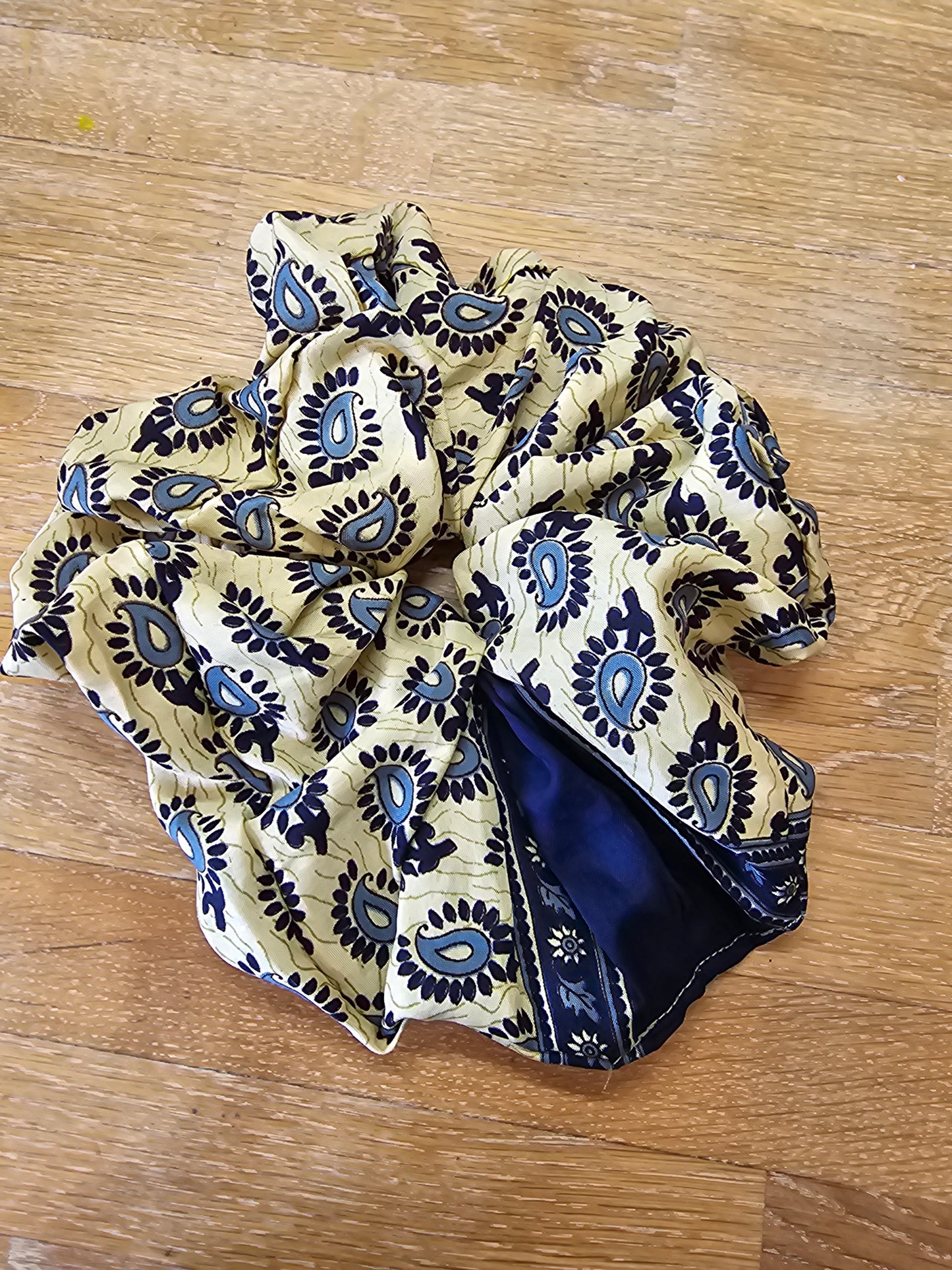 Scrunchies - Λαστιχάκια