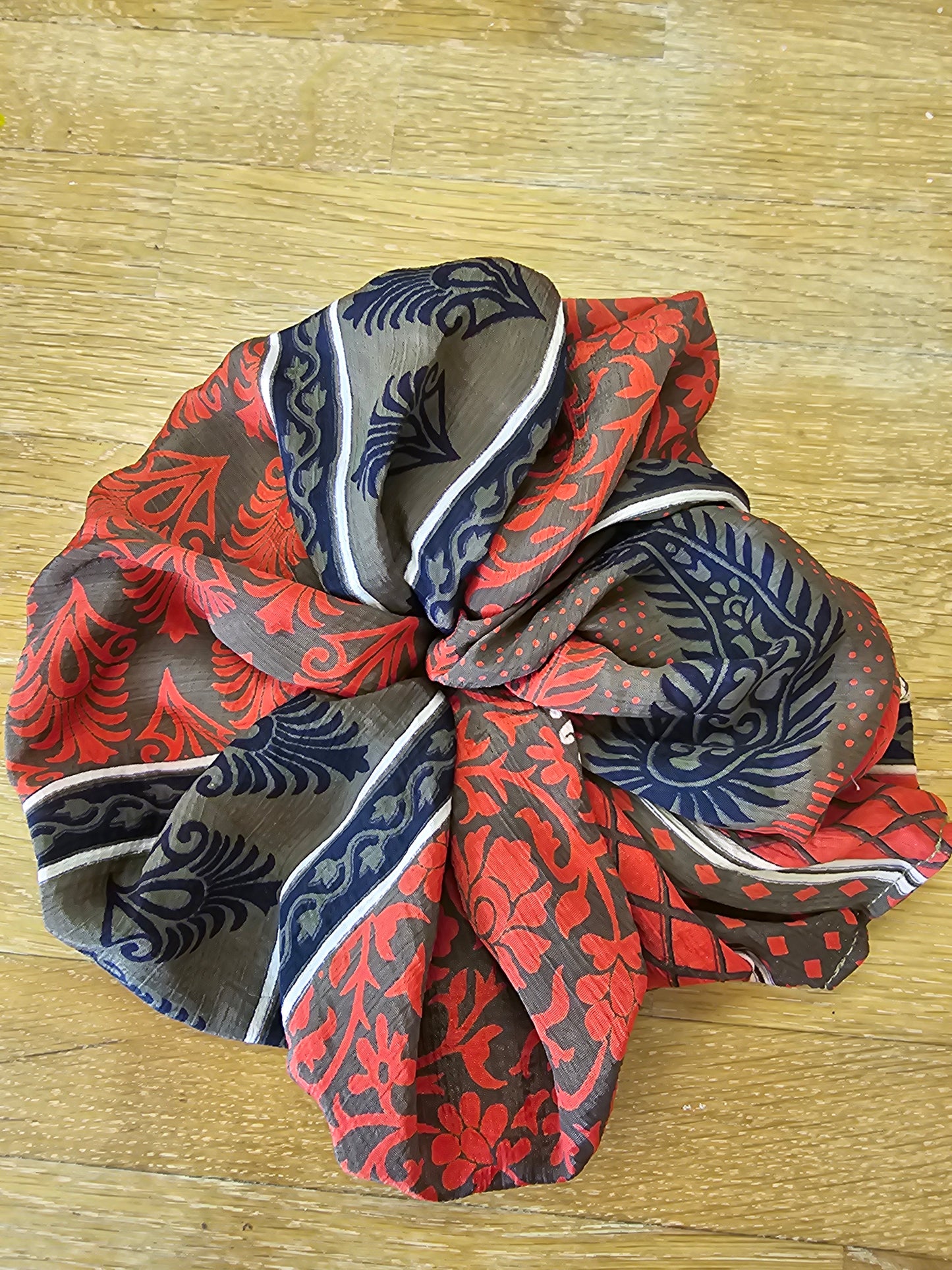 Scrunchies - Λαστιχάκια